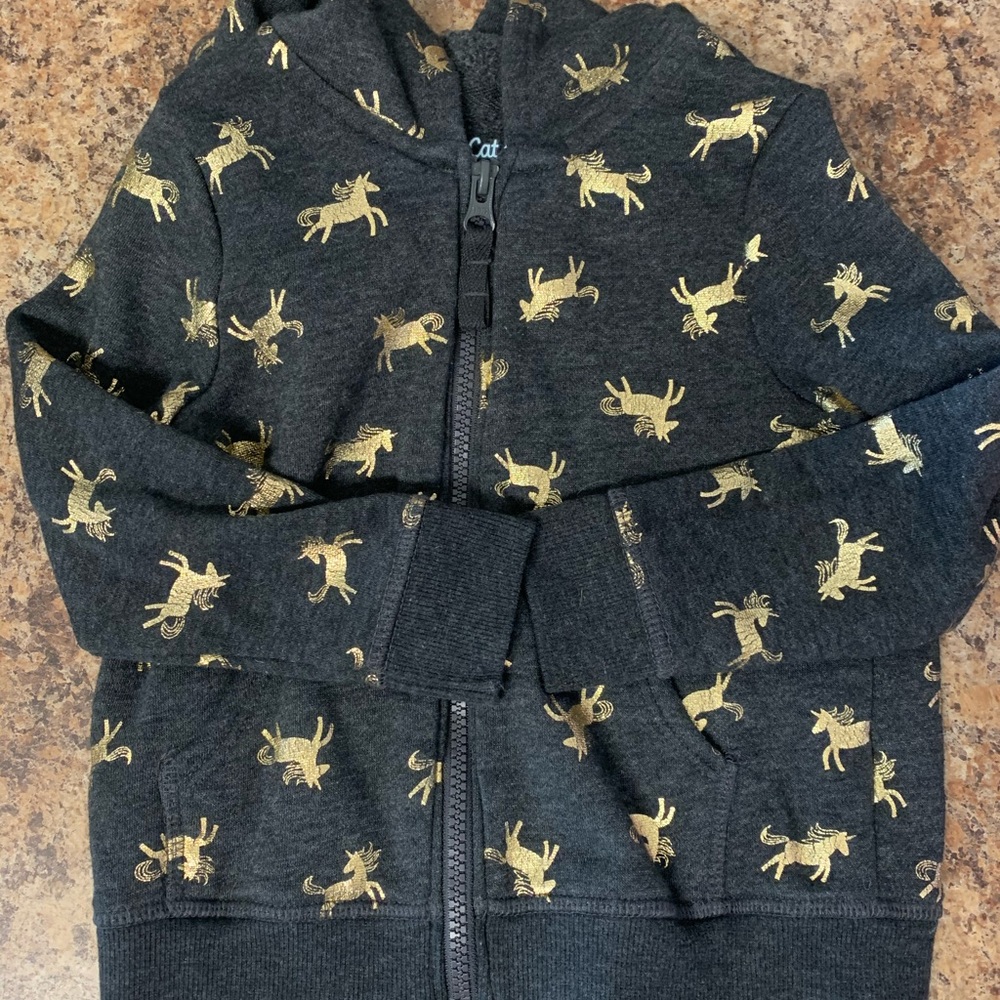 Unicorn zip up hoodie. 3T. EUC.